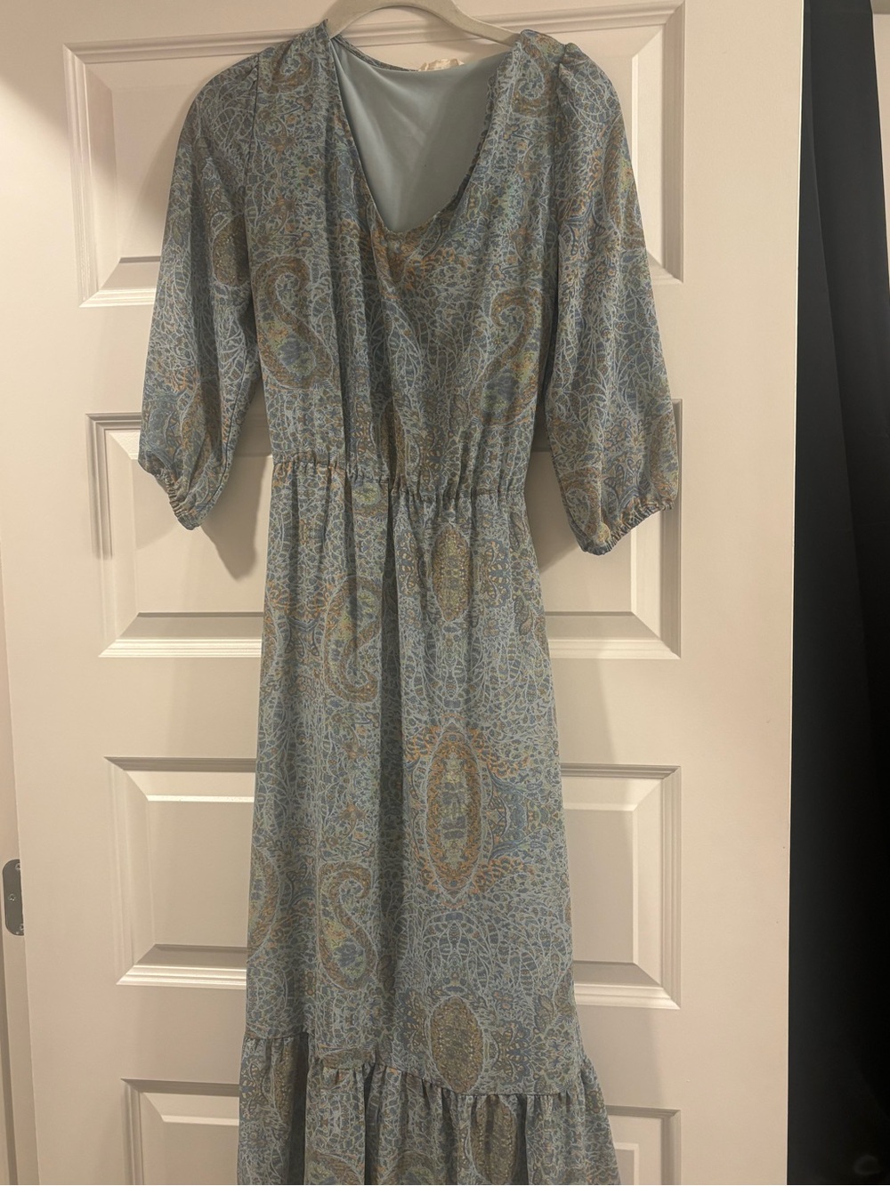 Jane and Delancey Light Blue Paisley Maxi Dress w/ Tie Waist and Ruffle Hem